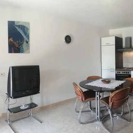 Apartament Lili